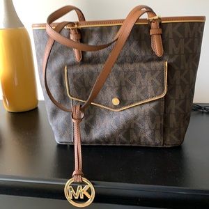 Authentic Micheal Kors handbag